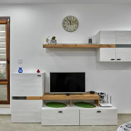 Weiss Estate By Estateautomata Apartament *